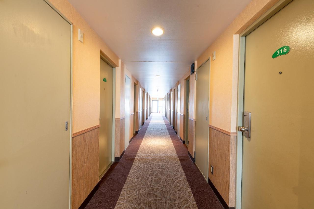Hotel Tabist Fifty'S For Maihama Tokio Exterior foto